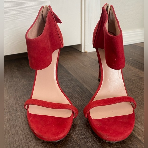 Stuart Weitzman Red Suede Heels - Picture 3 of 16